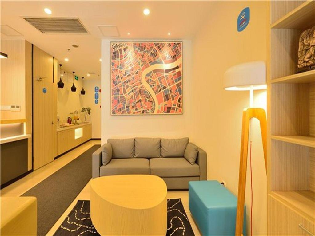 ฮั่นถิง โฮเต็ล เซี่ยงไฮ้ ป้าไป่ปัน ผูเตียนโร้ด เมโทรสเตชั่น Hotel ภายนอก รูปภาพ